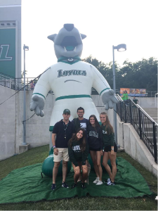 Group photo with giant inflatable Iggy mascot