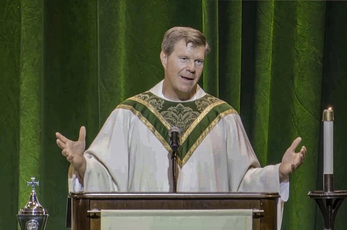 Past Baccalaureate Mass speaker