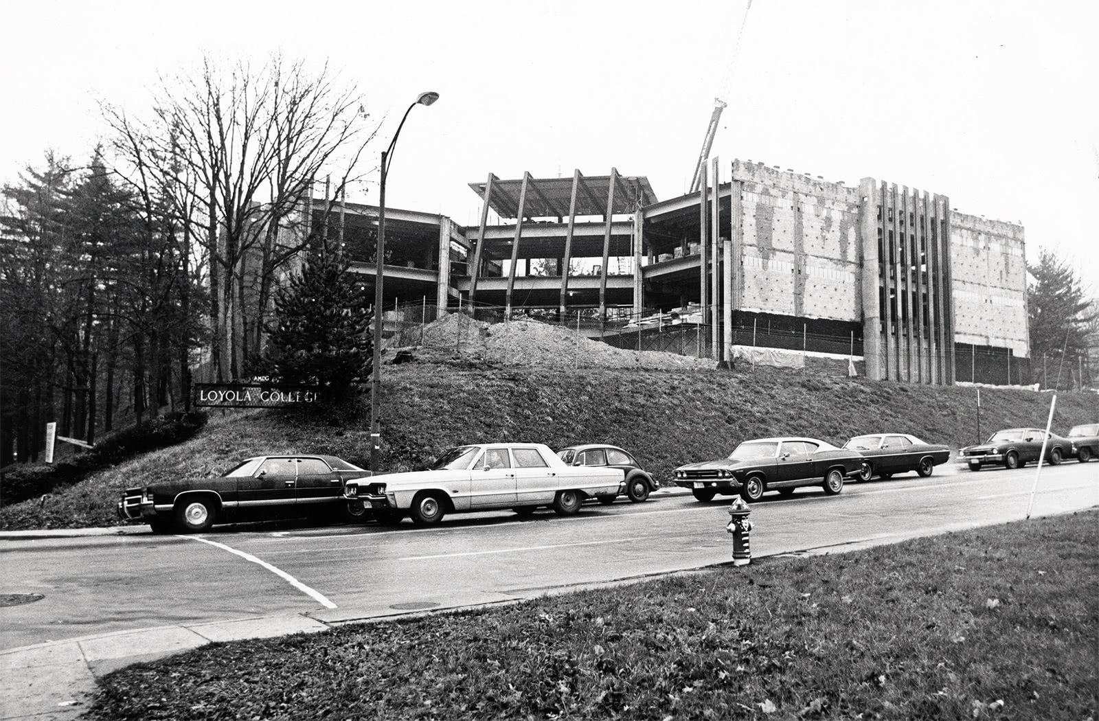 Vintage black and white photo of Donnelly Science Center under construction