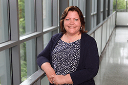 Headshot of Lisa Oberbroeckling