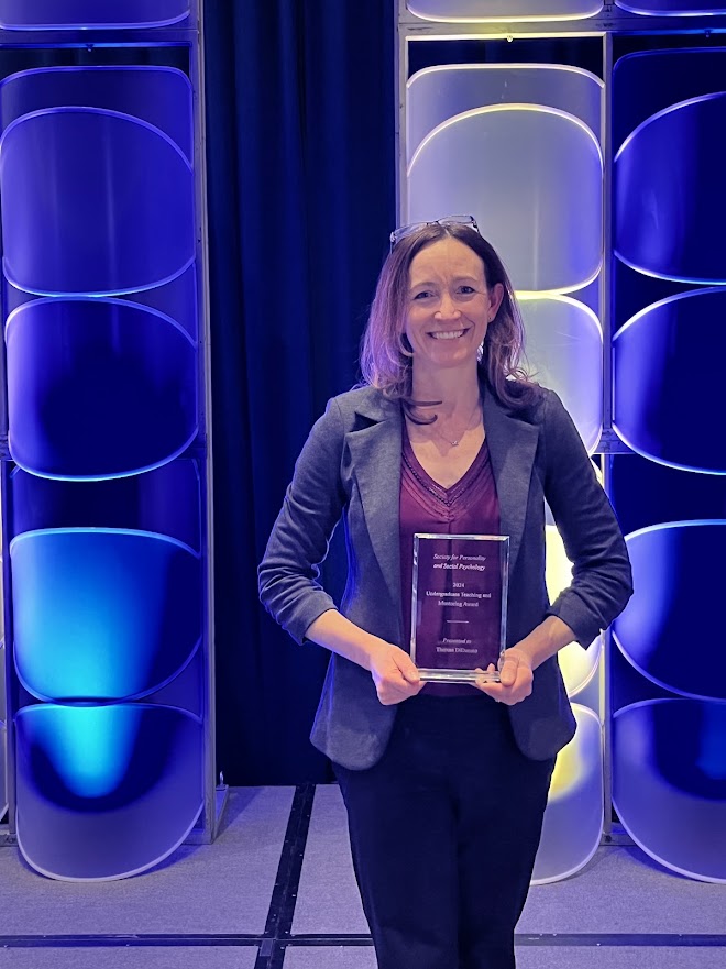 Theresa E. DiDonato, Ph.D., received the Society for Personality and Social Psychology’s national Undergraduate Teaching and Mentoring Award at the annual convention in Denver last month.