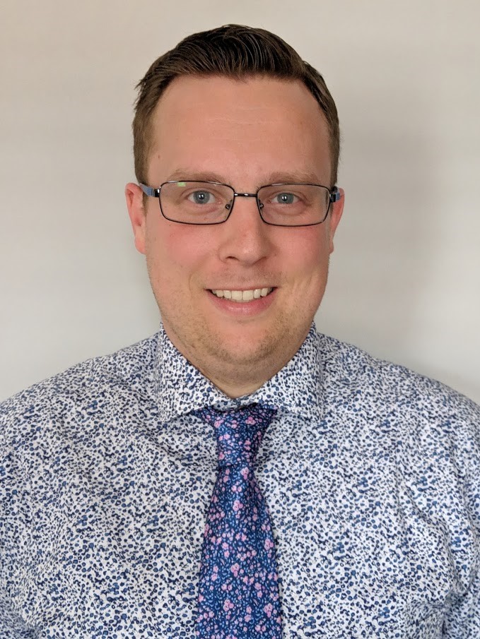 Justin Holbrook headshot